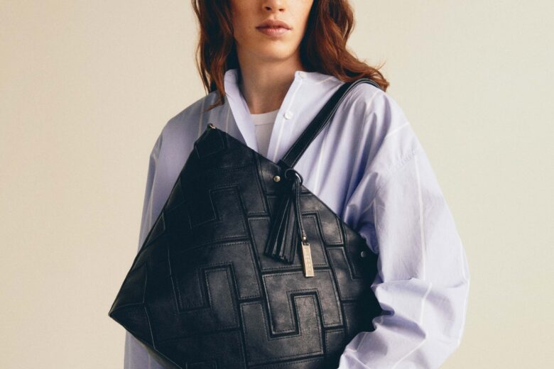 Fekete női táskák – miért annyira népszerűek? Melyik modellek a legdivatosabbak?